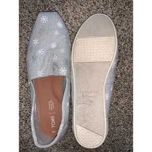 Toms Silver Sparkle Snowflake Flats